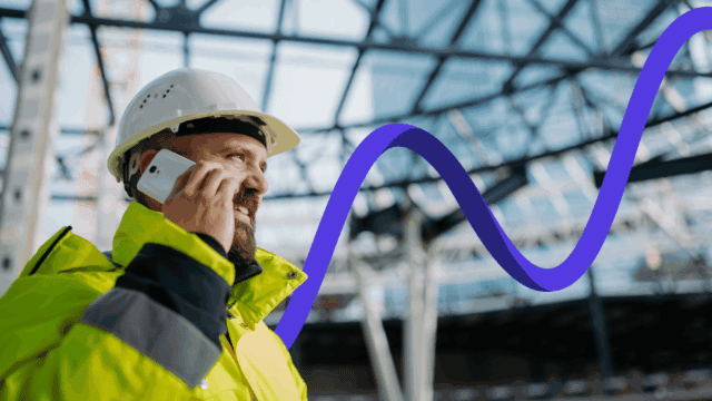 projectmanager die zijn best doet om meerdere projecten tegelijk te beheren